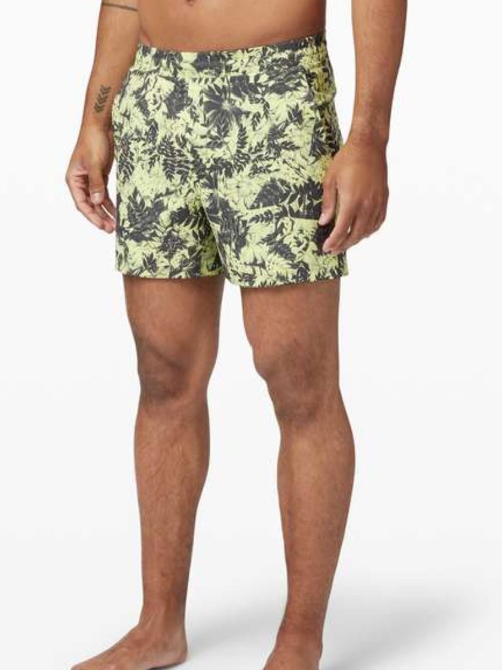 Lululemon Channel Cross Swim Short *5" size L Mint Condition